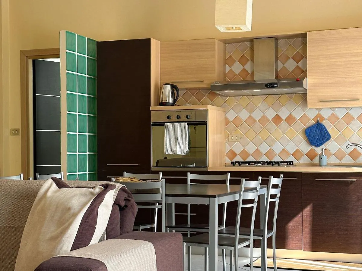 Modern Isola Apartment - Metro & Self-Checkin Milan